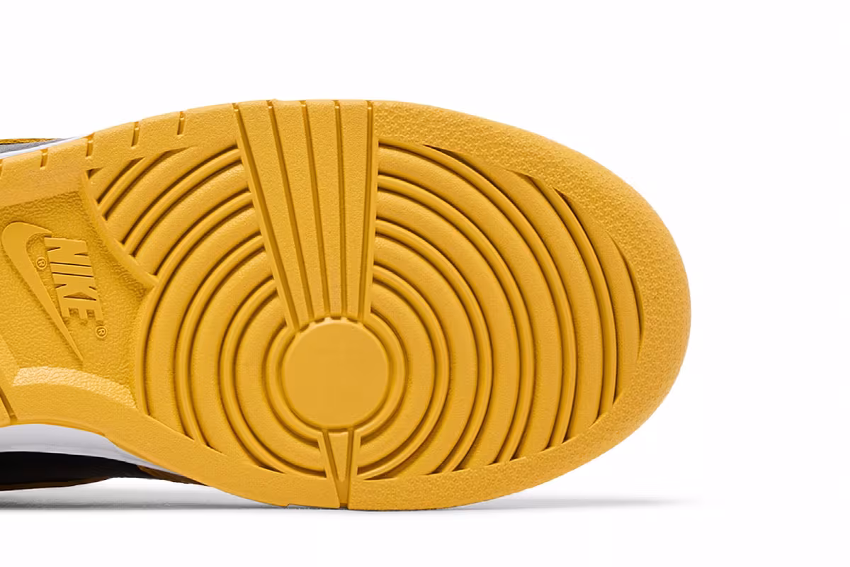 Wu-Tang x Nike Dunk High Premium 2024, view 6
