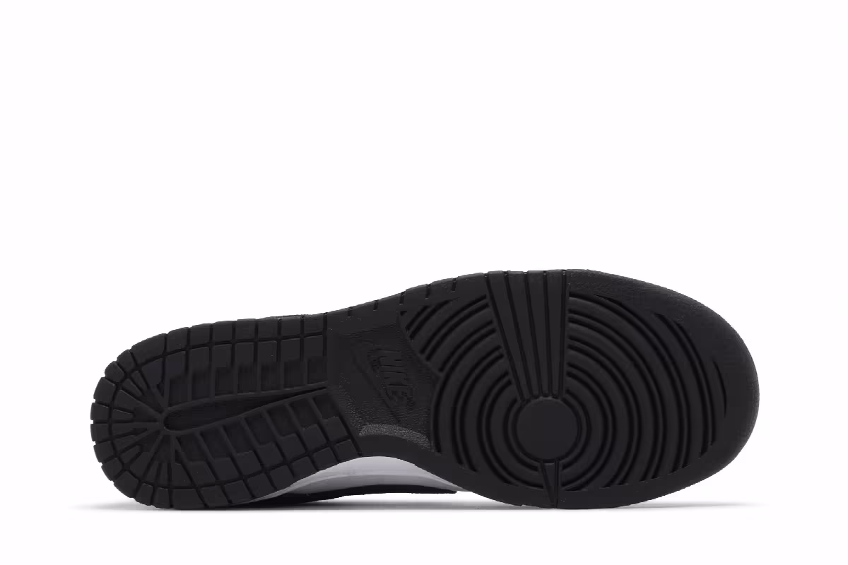 Nike Dunk Low SE Suede Panda, view 5
