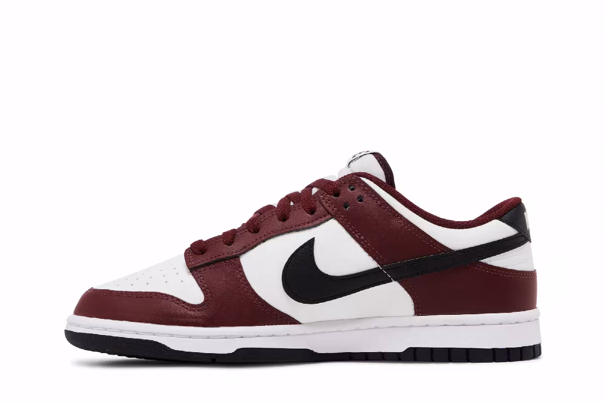 Nike Dunk Low Dark Team Red Black, view 4