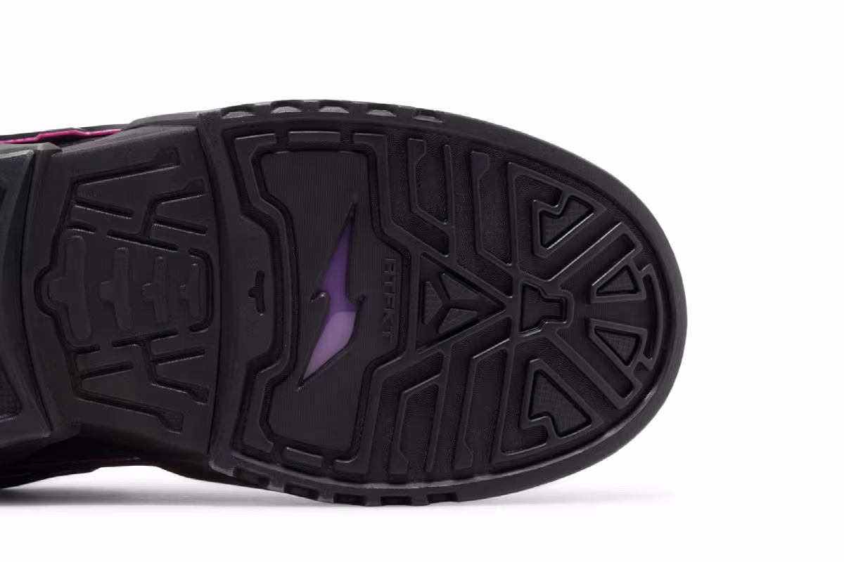 RTFKT x Nike Dunk Genesis Void, view 6