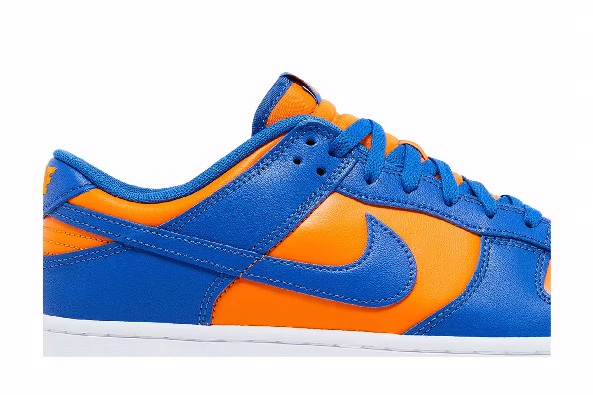 Nike Dunk Low Knicks, view 3