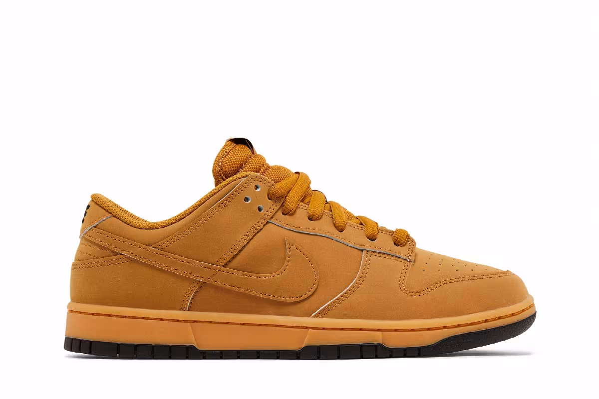 Nike Dunk Low SE Wheat, view 2