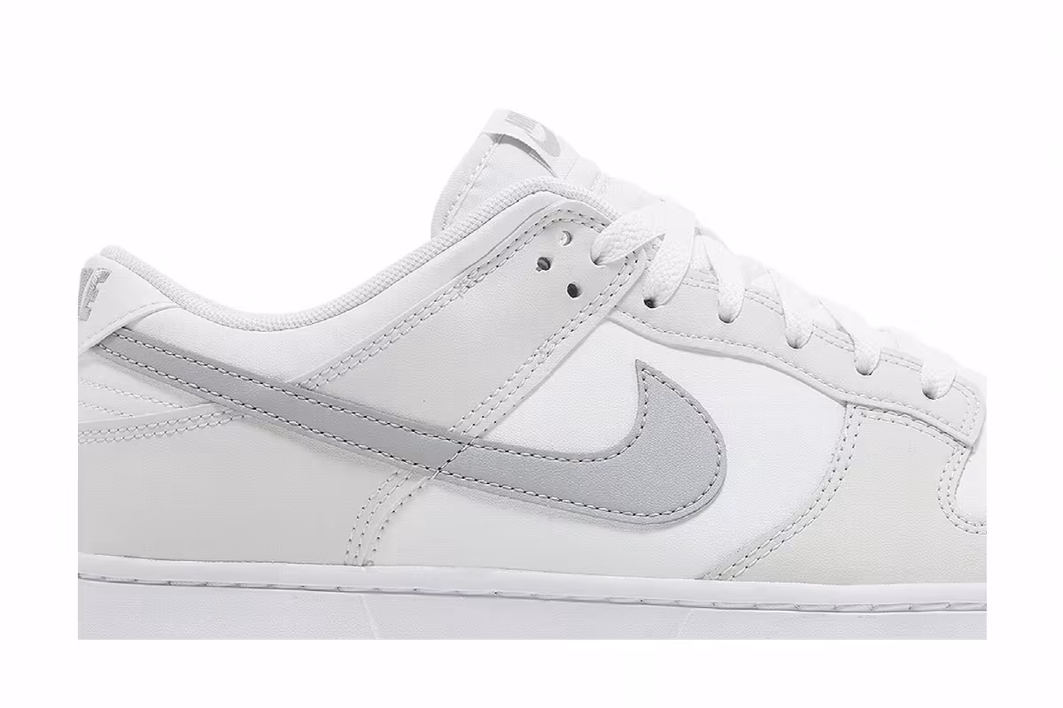 Nike Dunk Low Summit White Light Smoke Grey, view 3