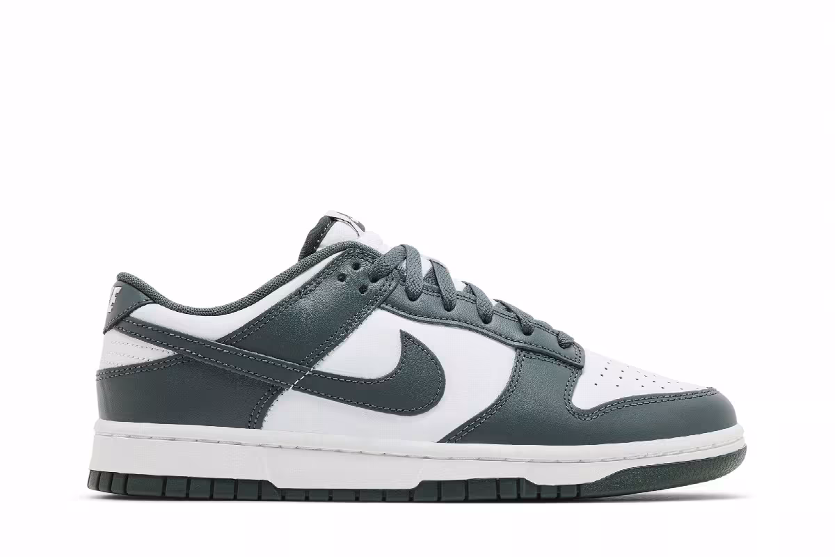 Nike Dunk Low Vintage Green, view 2