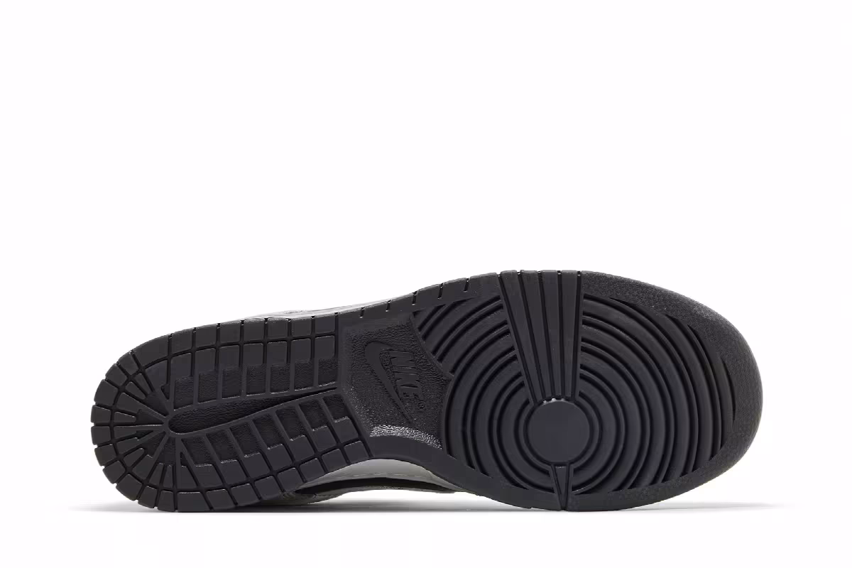 Nike Dunk Low Light Smoke Grey Anthracite, view 5