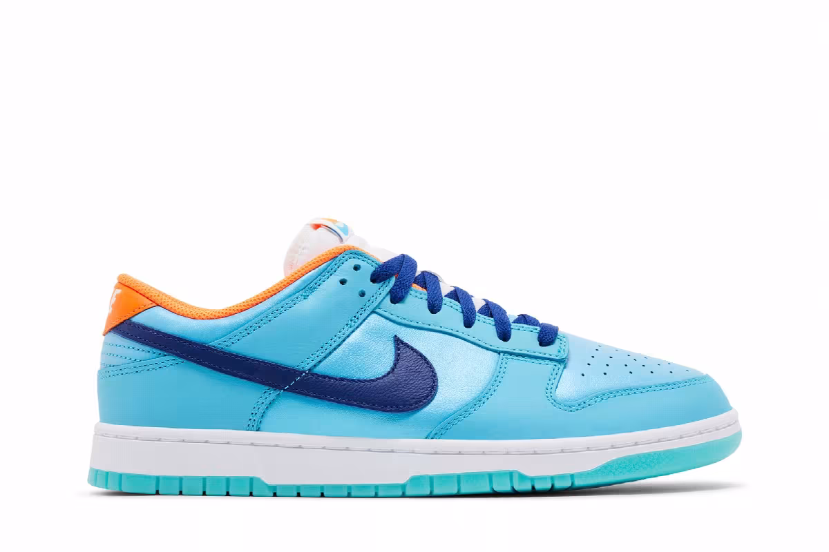 Nike Dunk Low SE Baltic Blue Total Orange, view 2