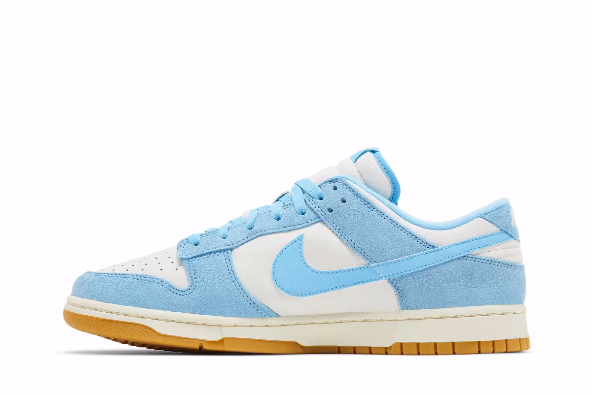 Nike Dunk Low SE Baltic Blue Gum, view 4