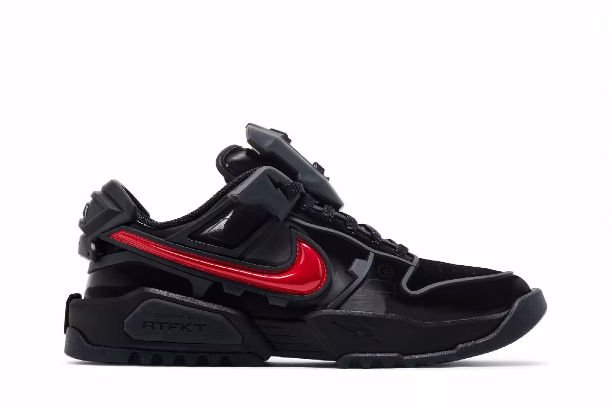 RTFKT x Nike Dunk Genesis Clone X, view 2
