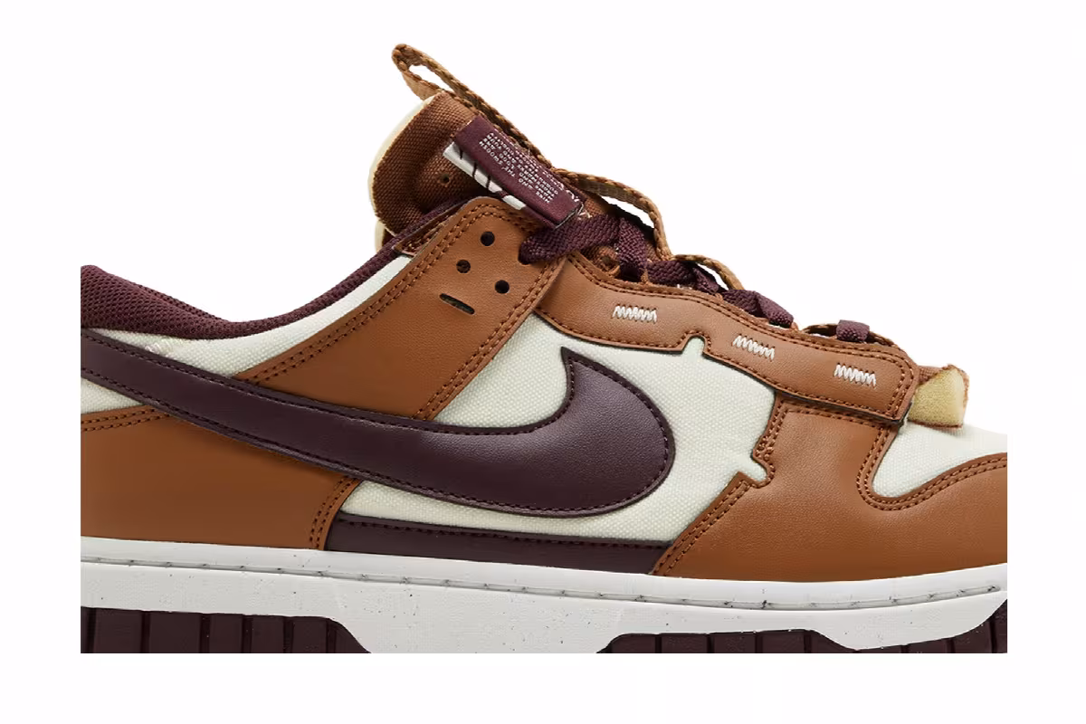 Nike Dunk Low Jumbo Light British Tan Burgundy Crush, view 3