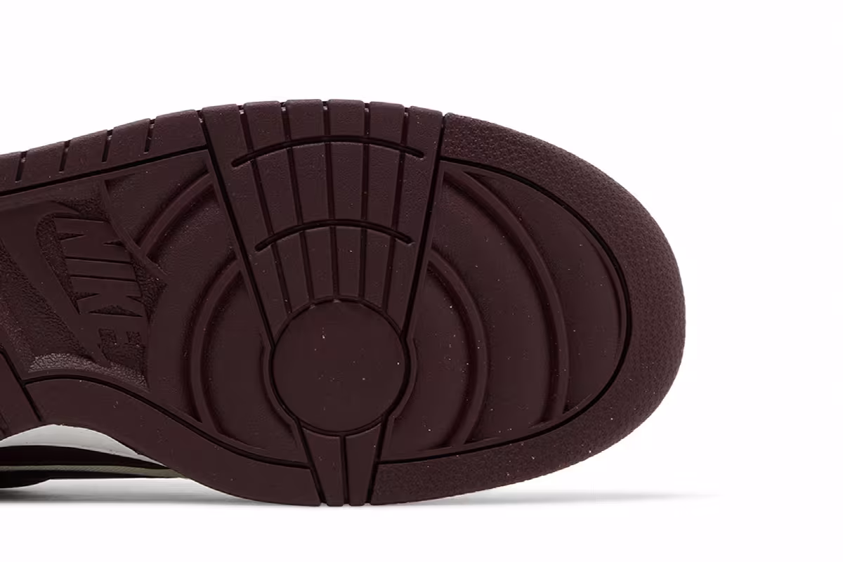 Nike Dunk Low Jumbo Light British Tan Burgundy Crush, view 6