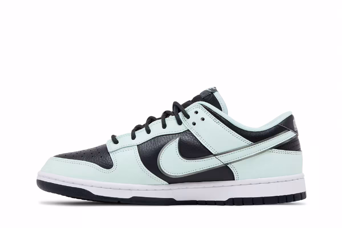 Nike Dunk Low Premium Barely Green, view 4