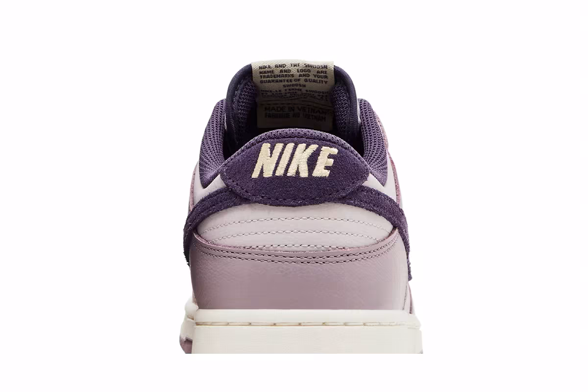 Nike Dunk Low SE Light Violet Ore, view 8