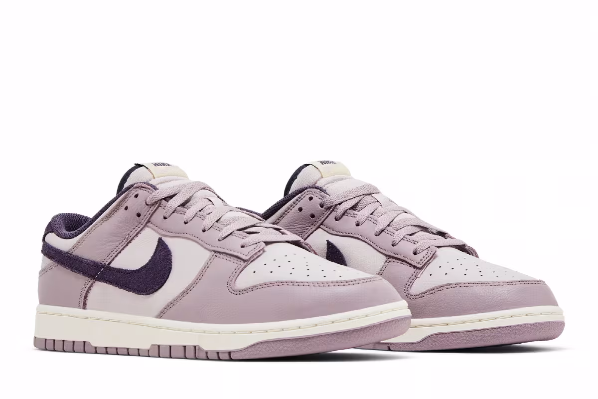Nike Dunk Low SE Light Violet Ore, view 9