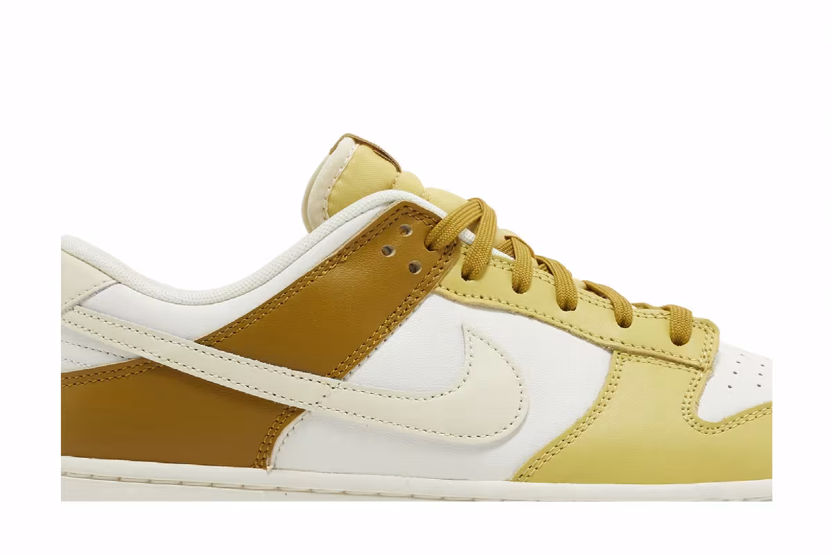 Nike Dunk Low Bronzine, view 3