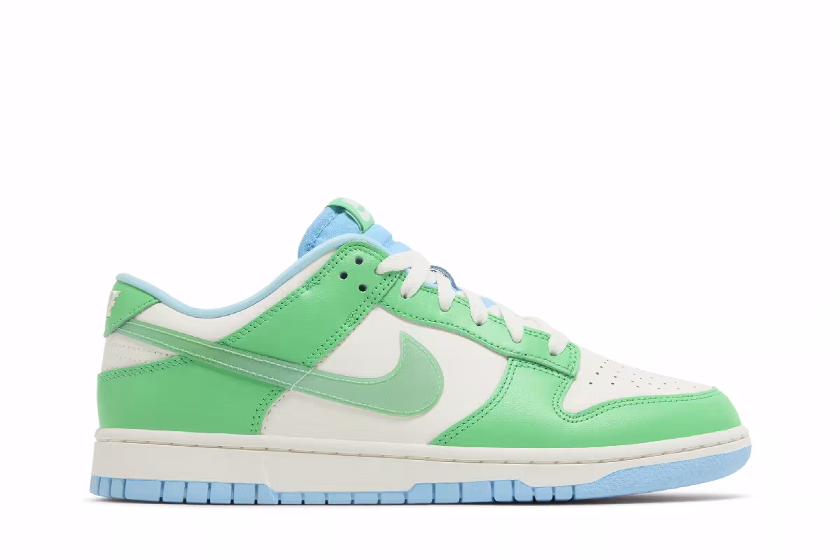 Nike Dunk Low Green Shock, view 2