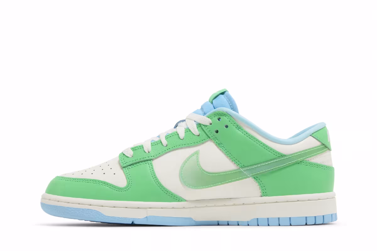 Nike Dunk Low Green Shock, view 4