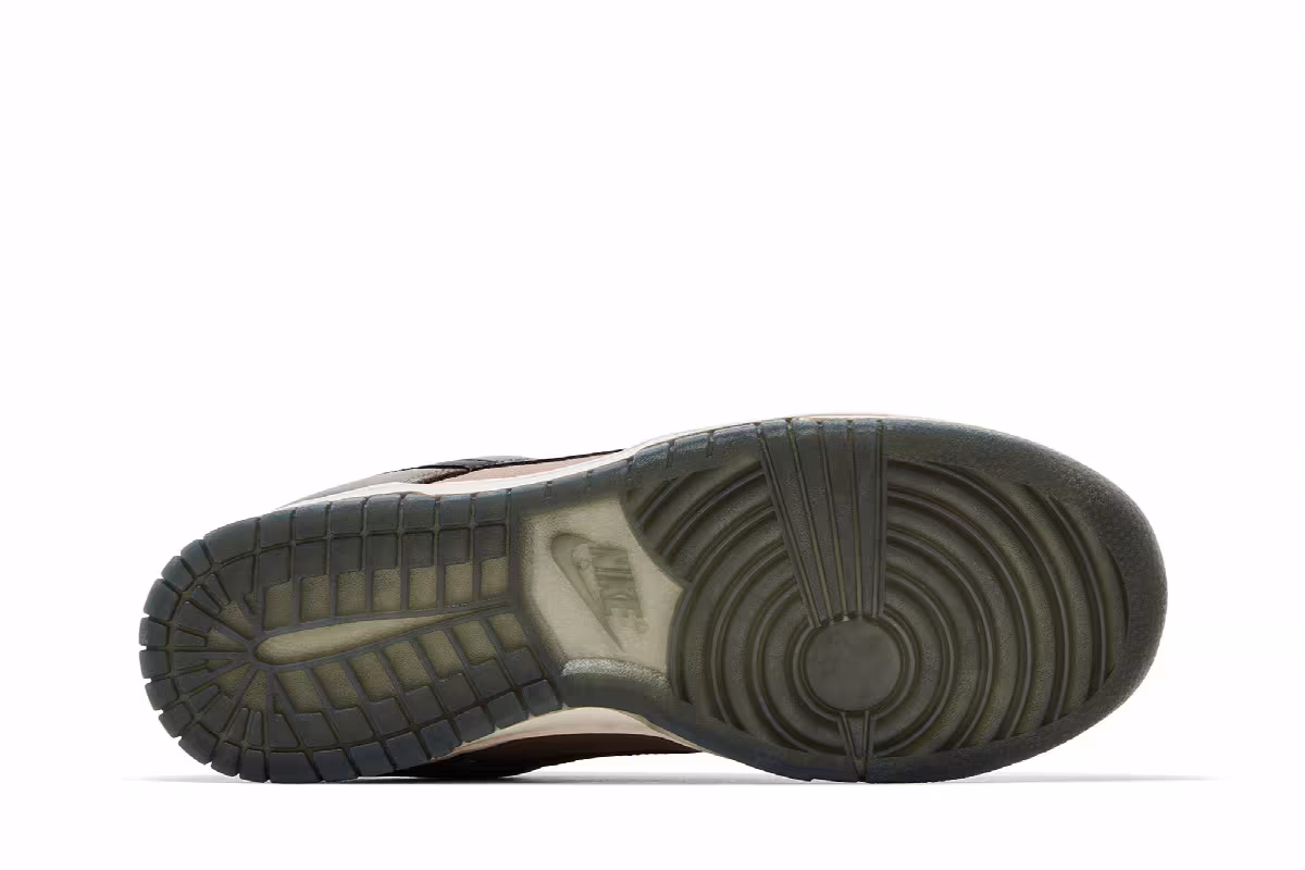 Nike Women's Dunk Low Mink Brown, view 5