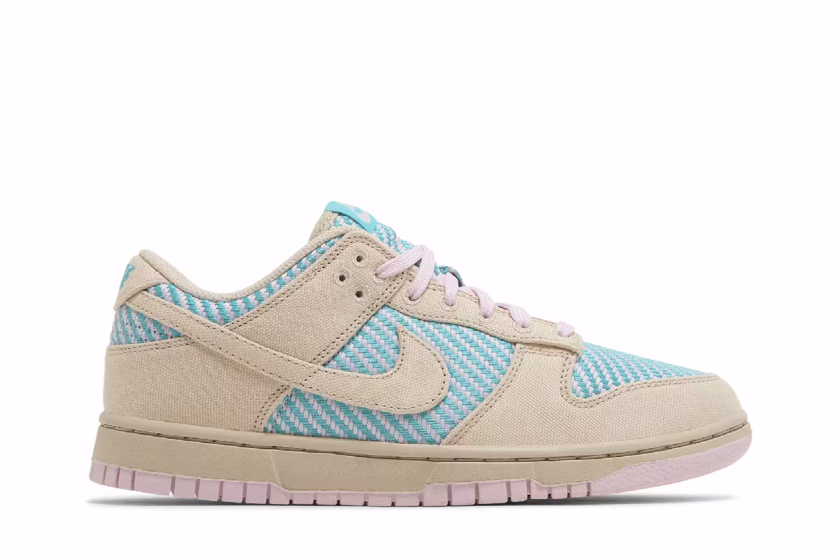 Nike Women's Dunk Low Heat Wave, view 2