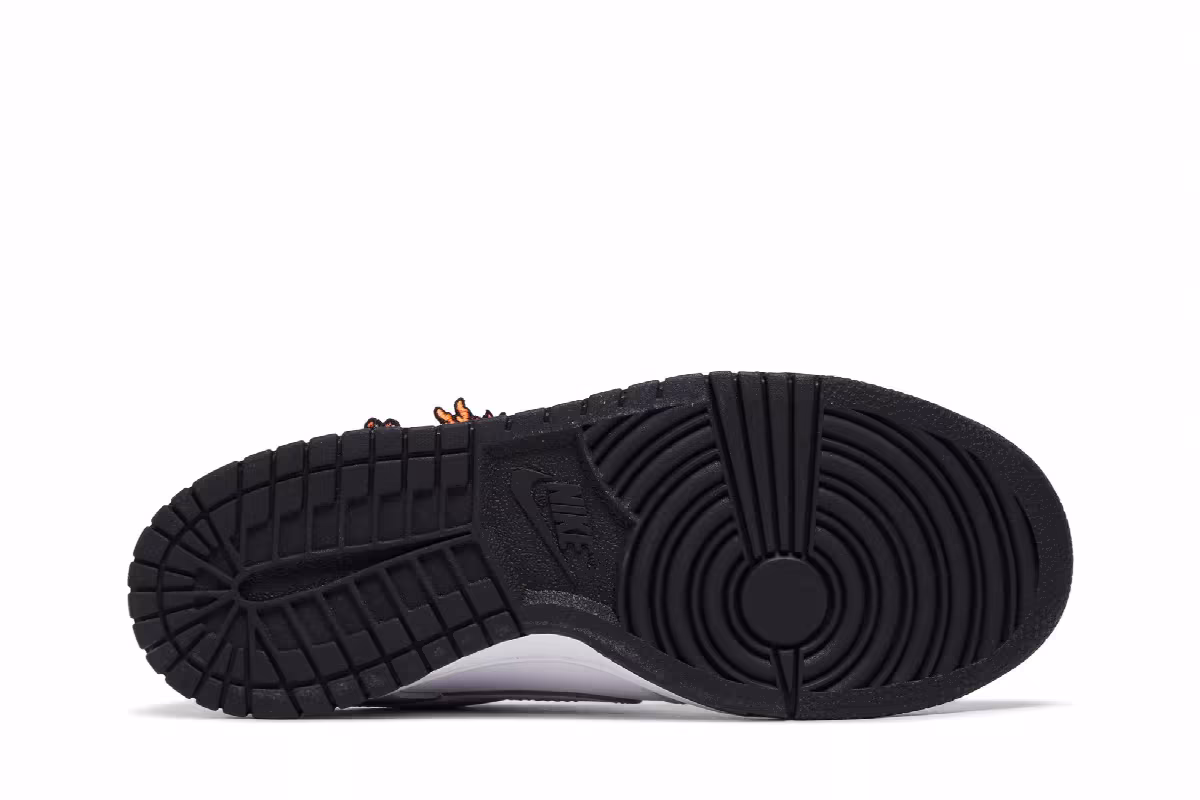 Nike Dunk Low GS Year of the Dragon, view 5