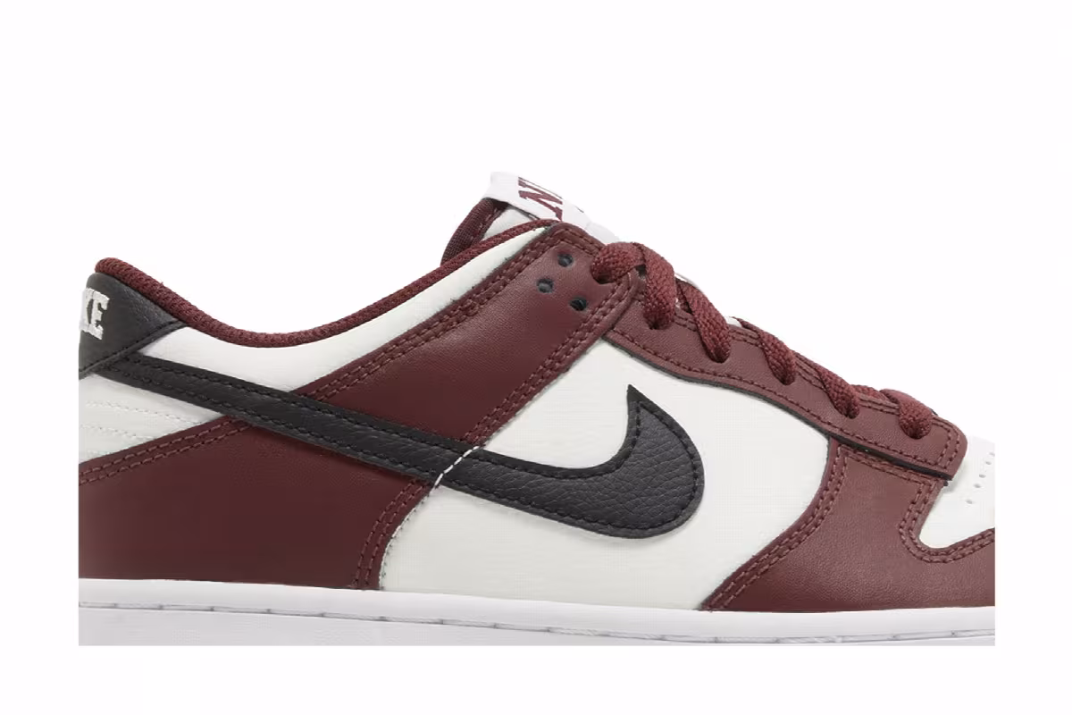 Nike Dunk Low GS Dark Team Red, view 3
