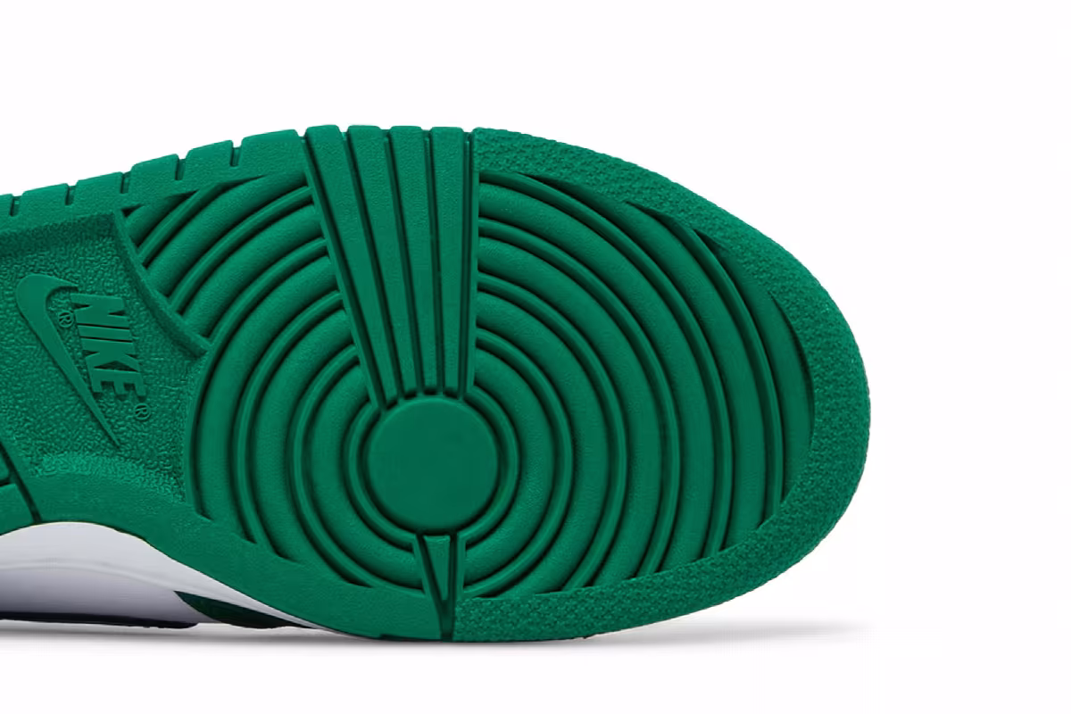 Nike Dunk Low GS Malachite, view 6