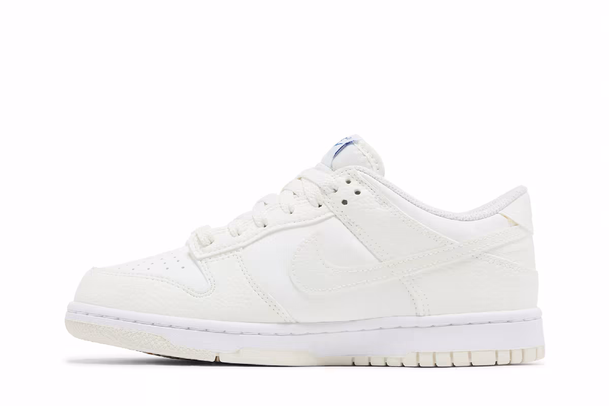 Nike Dunk Low SE GS Sail Croc, view 4