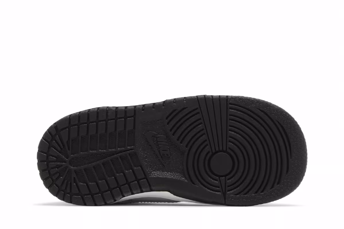 Nike Dunk Low TD Grey Green Strike, view 5