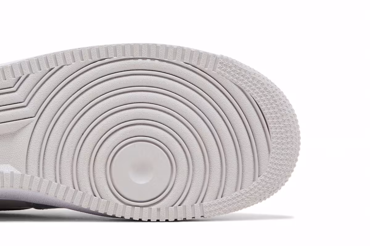Nike Air Force 1 Wolf Grey Patent, view 6