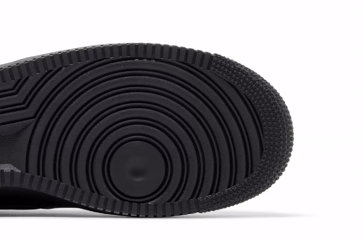 Nike Air Force 1 SP Perforated Black, view 6