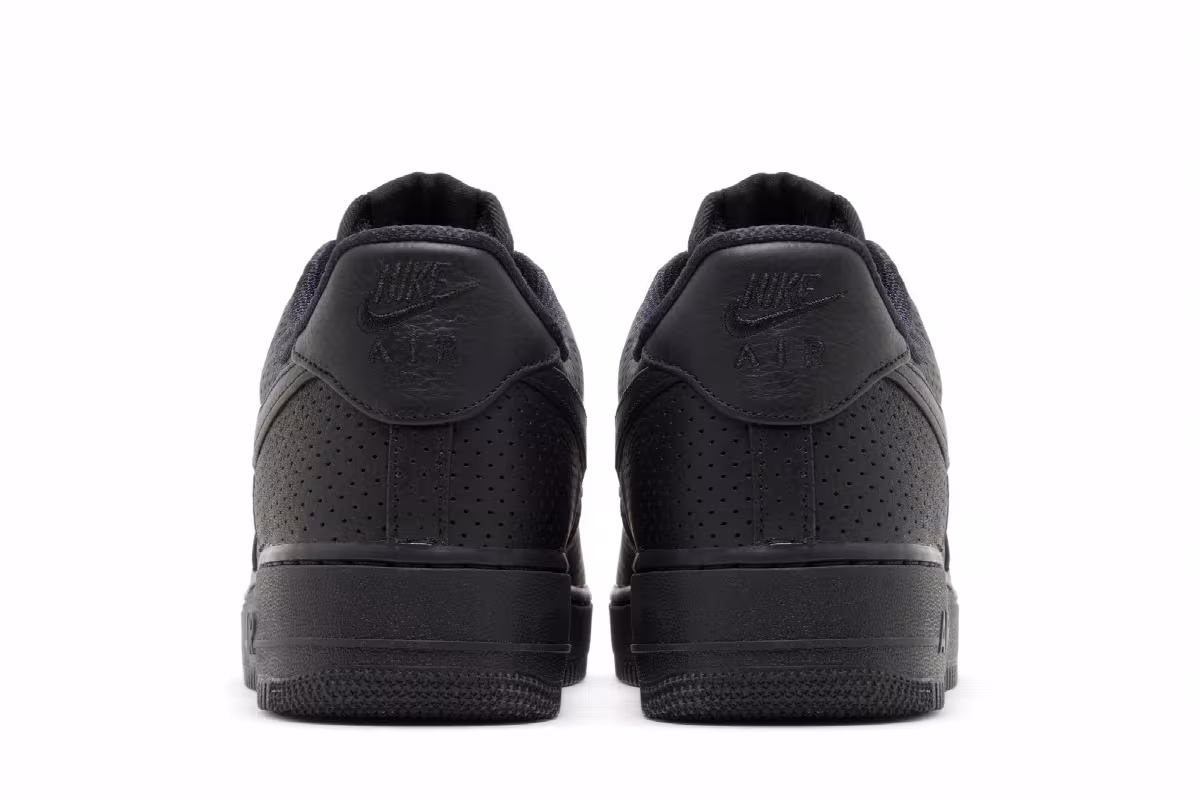 Nike Air Force 1 SP Perforated Black, view 7