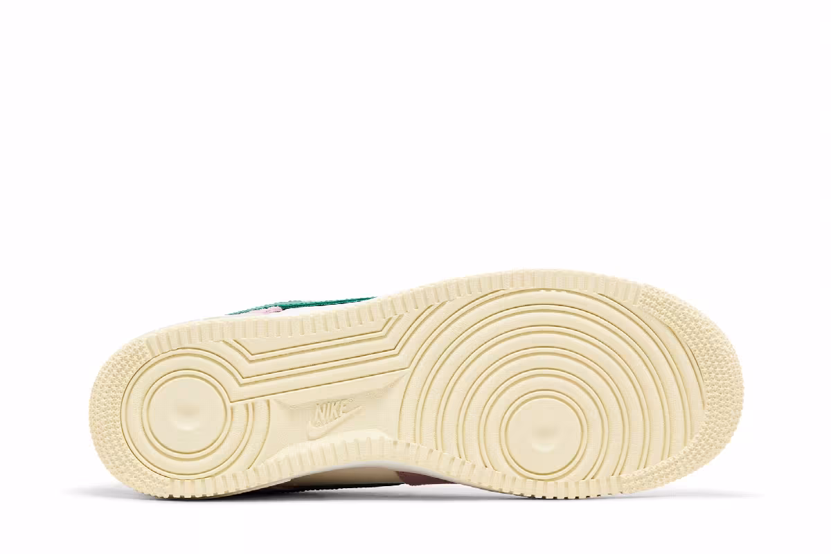 Nike Air Force 1 Low The Masters Back 9 Collection - Soft Pink, view 5
