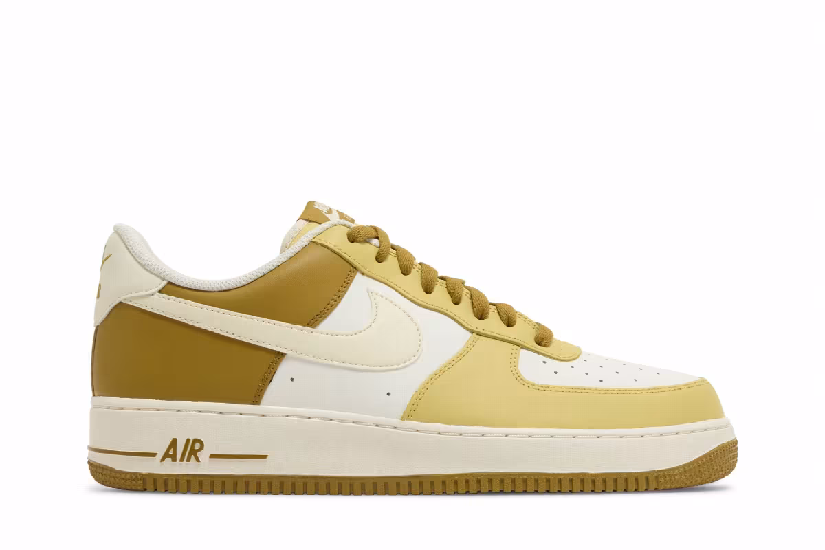 Nike Air Force 1 Bronzine, view 2