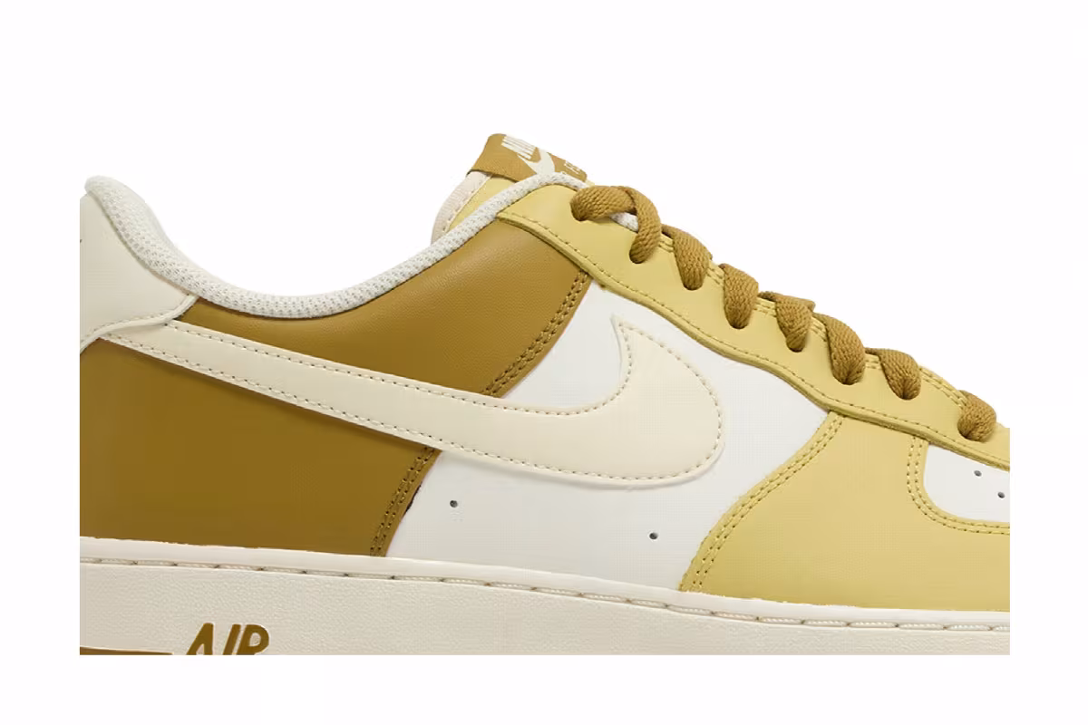Nike Air Force 1 Bronzine, view 3