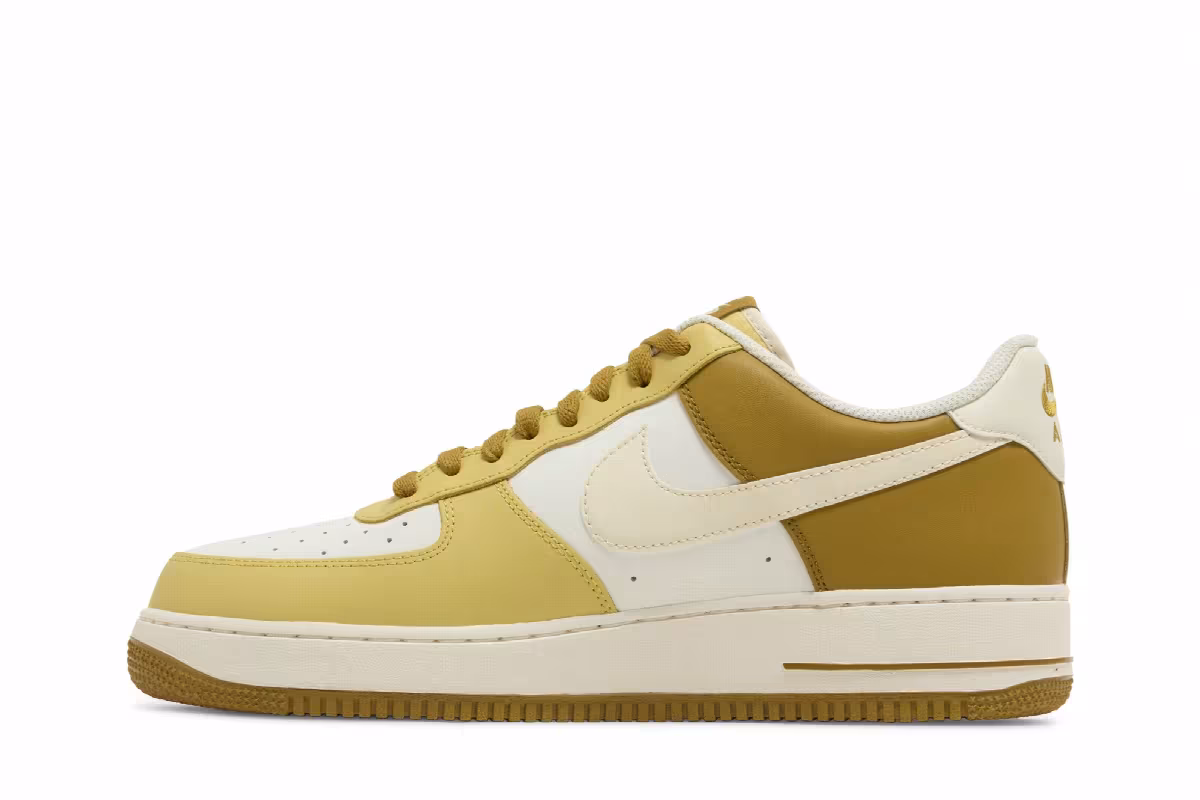 Nike Air Force 1 Bronzine, view 4