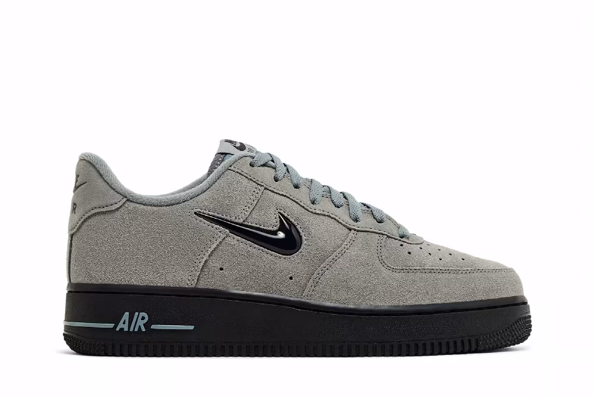 Nike Air Force 1 Jewel Cool Grey Black, view 2