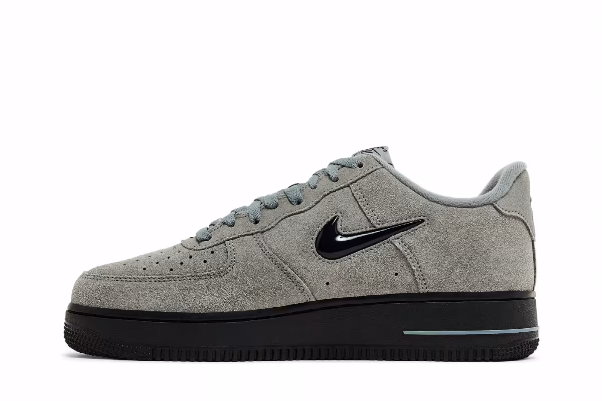 Nike Air Force 1 Jewel Cool Grey Black, view 4