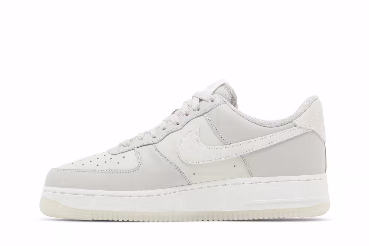 Nike Air Force 1 Light Bone, view 4