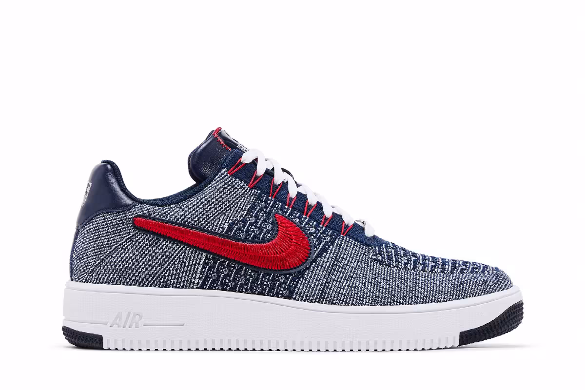 Robert Kraft x Nike Air Force 1 Ultra Flyknit Low New England Patriots 30th Anniversary, view 2