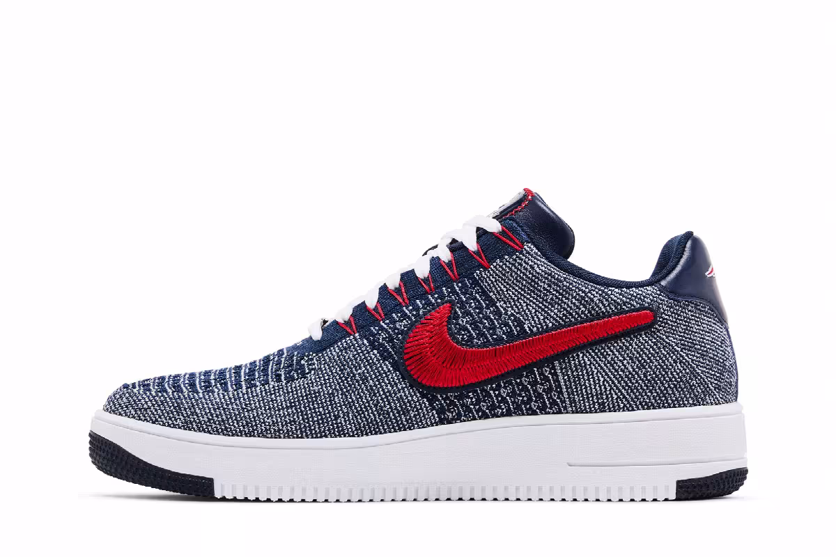 Robert Kraft x Nike Air Force 1 Ultra Flyknit Low New England Patriots 30th Anniversary, view 4