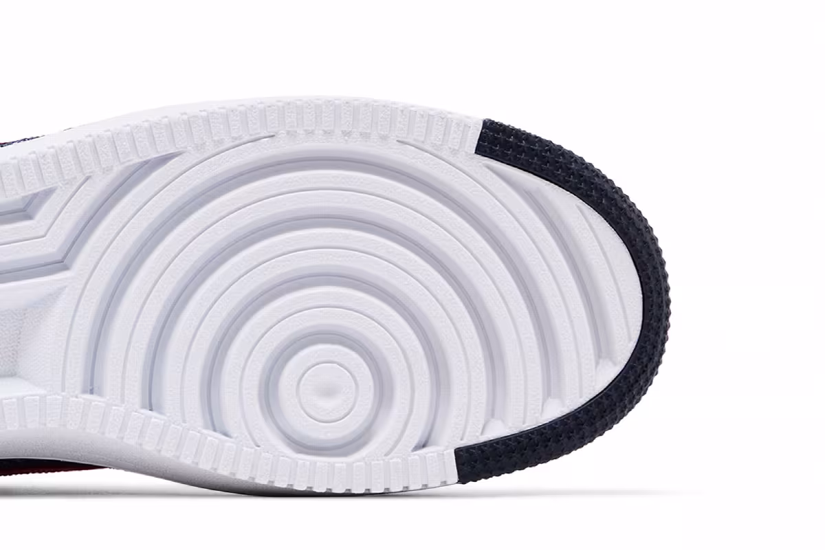 Robert Kraft x Nike Air Force 1 Ultra Flyknit Low New England Patriots 30th Anniversary, view 6