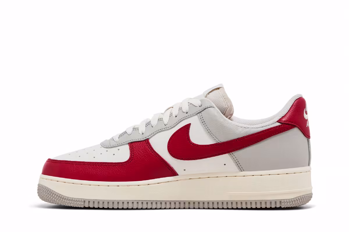 Nike Air Force 1 Phantom Gym Red, view 4