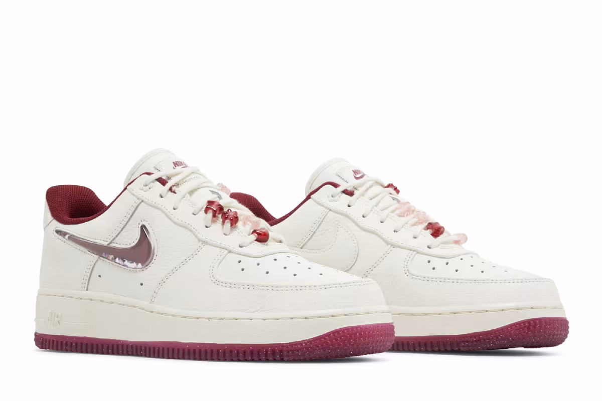 Nike Women's Air Force 1 Low Valentine's Day 2024, view 9