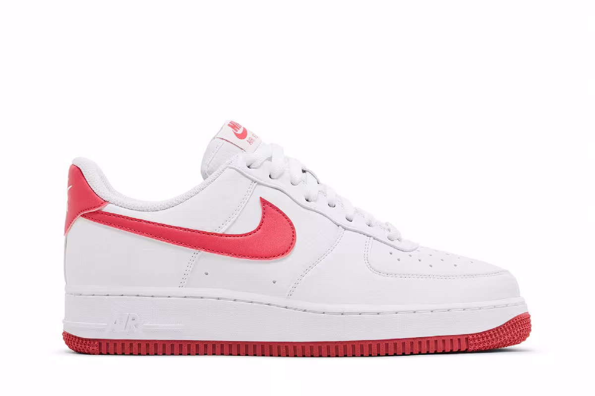 Nike Women's Air Force 1 Aster Pink, view 2