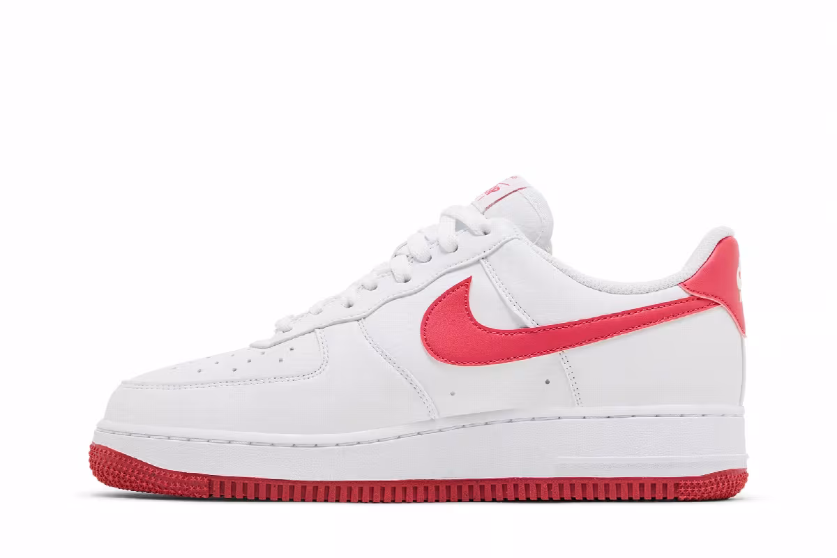 Nike Women's Air Force 1 Aster Pink, view 4
