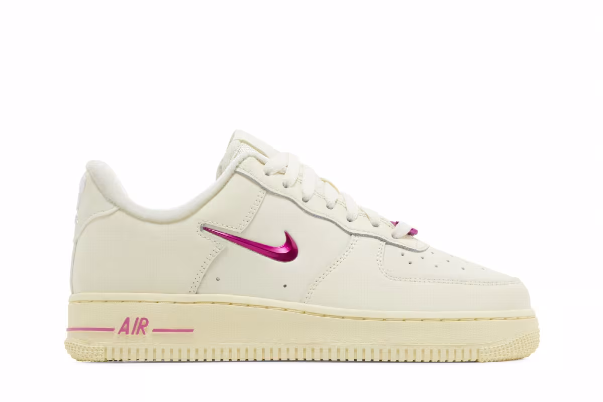 Nike Women's Air Force 1 Dance - Playful Pink, view 2