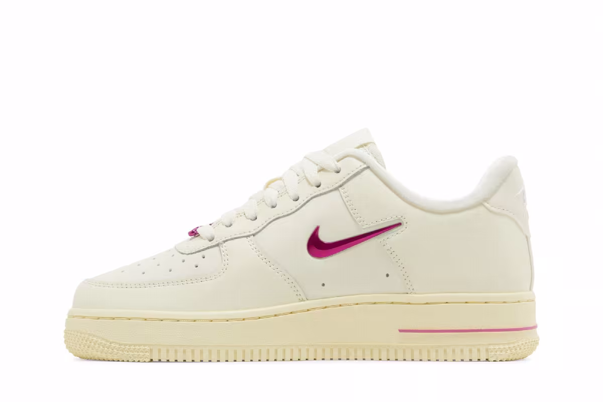 Nike Women's Air Force 1 Dance - Playful Pink, view 4