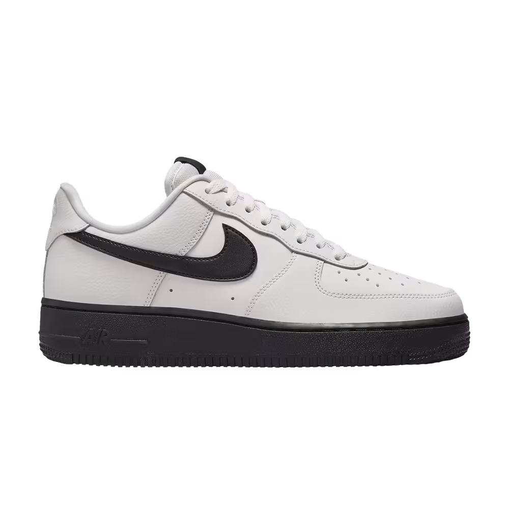 Nike Women's Air Force 1 Phantom Black
