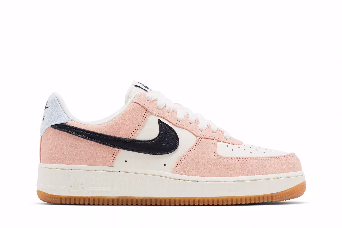 Nike Women's Air Force 1 Low Arctic Orange, view 2