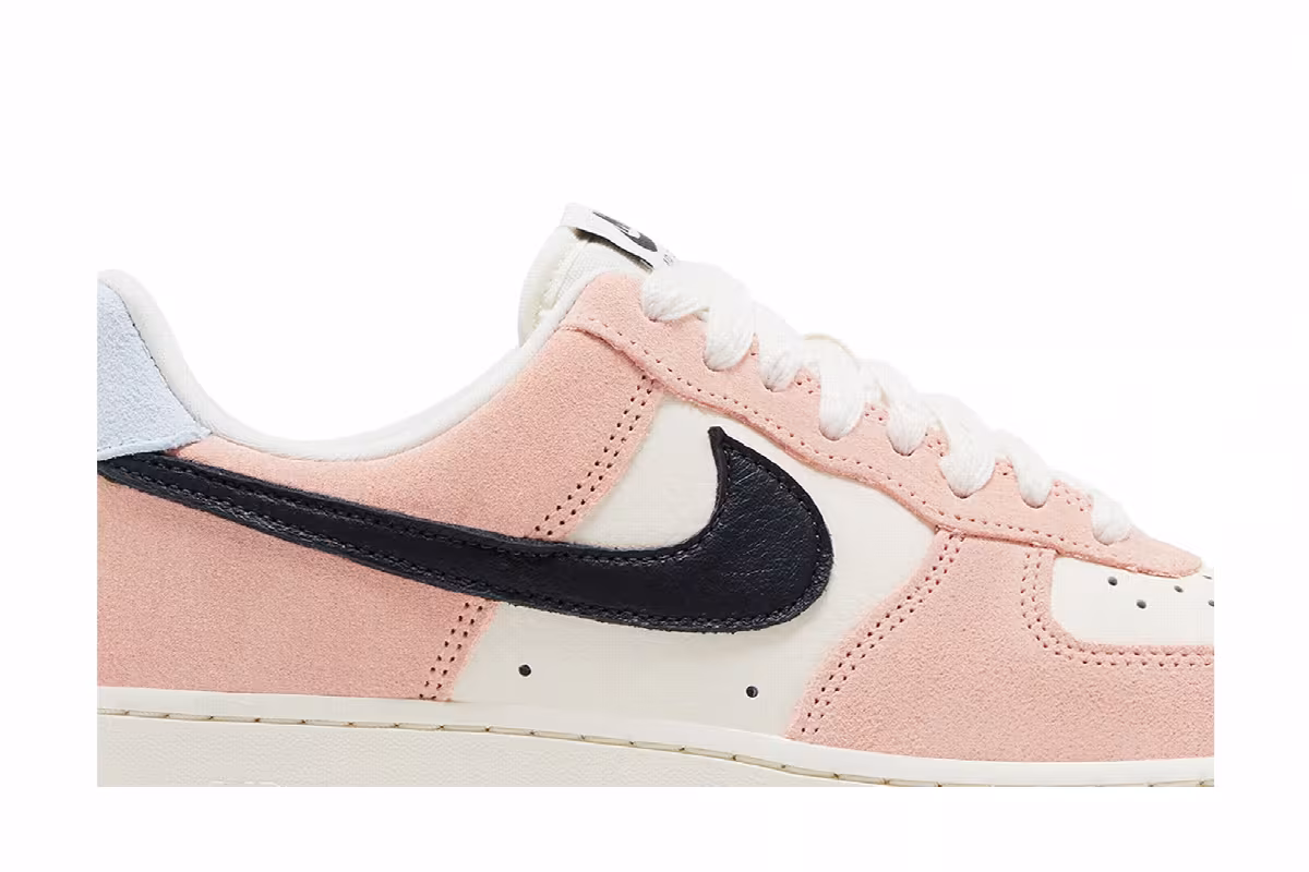 Nike Women's Air Force 1 Low Arctic Orange, view 3