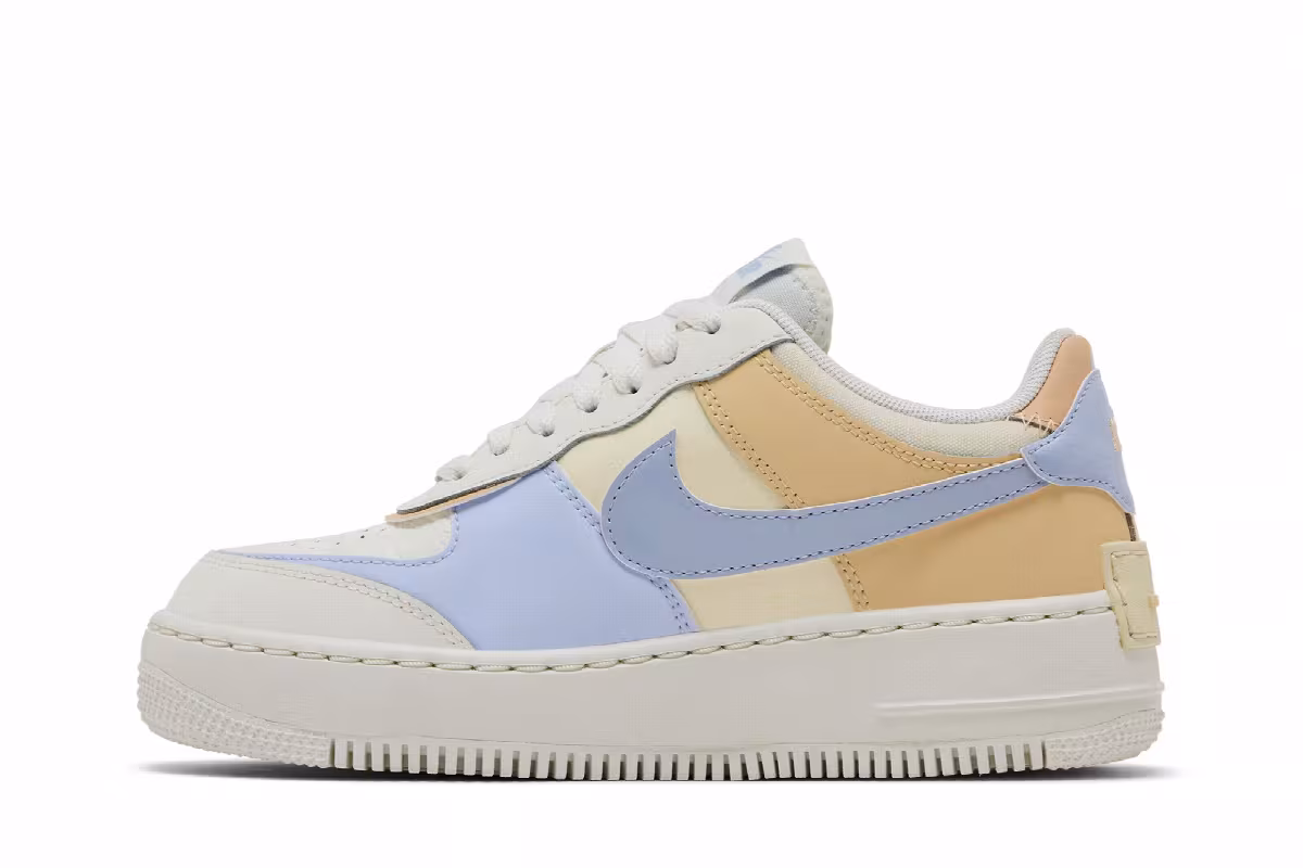 Nike Women's Air Force 1 Shadow Sail Ghost Pale Vanilla, view 4